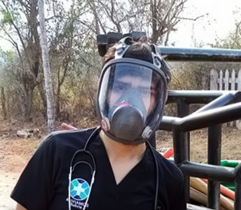 Extraterrestre é tratado por médico na Bolívia